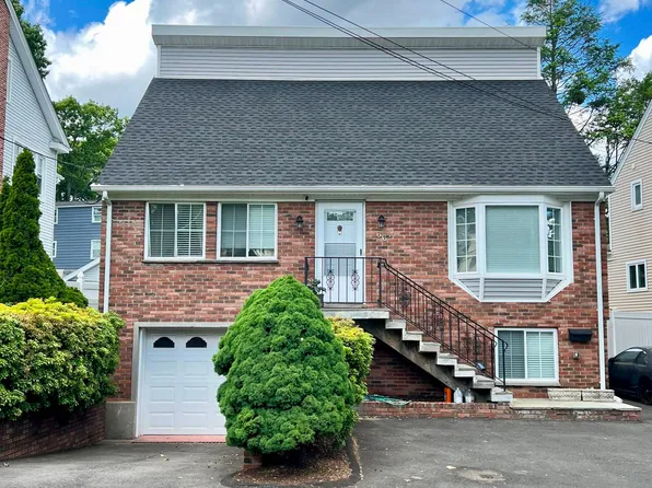 66 Treat Avenue, Stamford, CT 06906
