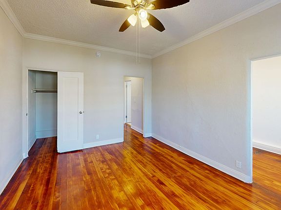 4th image of 520-524 E Elk Ave #520-300