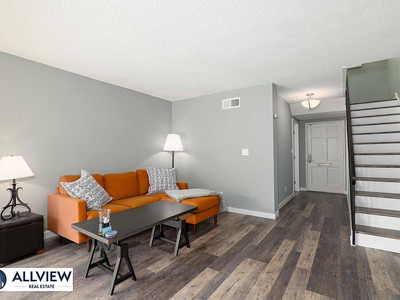 3rd image of 1741 Tustin Ave #1-2A