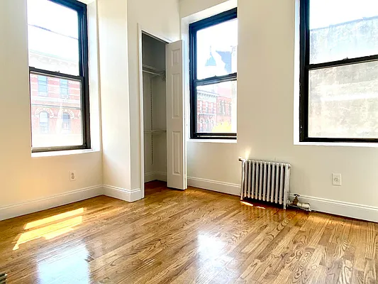 Rented by Corcoran | media 31