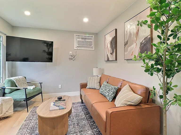 500 Creekside Rd #B — Photo 5