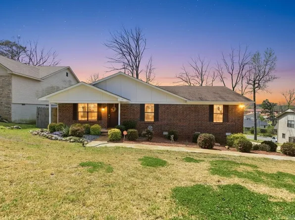 506 Parkway Place Dr, Little Rock, AR 72211