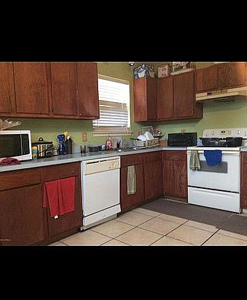 3rd image of 1301 Independence Dr