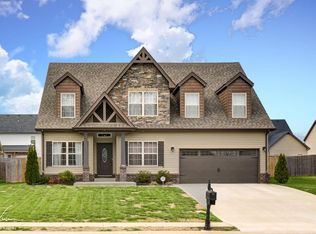 2960 McManus Cir, Clarksville, TN 37042