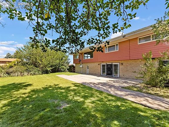 5th image of 3505 Northridge Dr