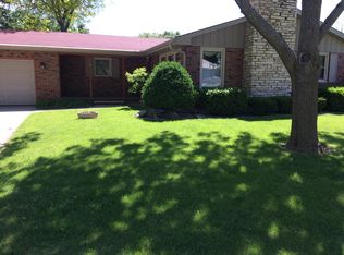 10 Westwood Ct, Appleton, WI 54911