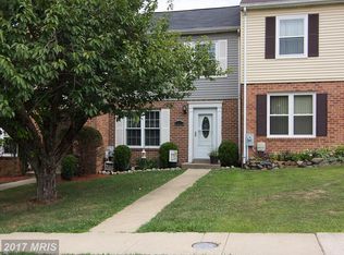 21 Clearlake Ct, Parkville, MD 21234