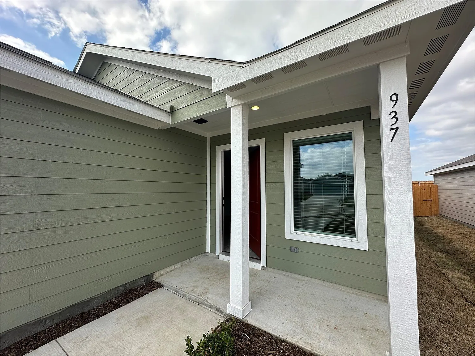 937 Mountain Laurel — Photo 2
