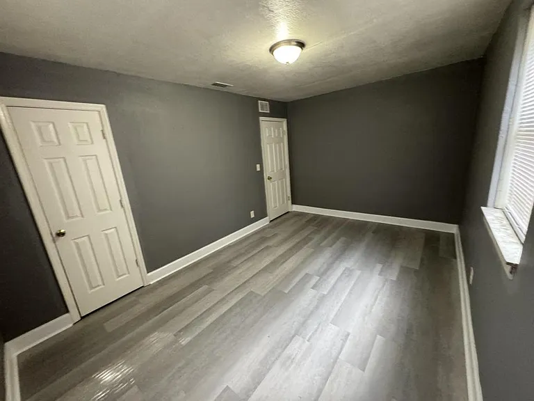 4114 Moncrief Rd — Photo 14