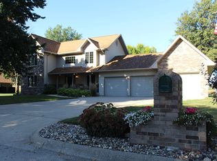 1108 Valley View Dr, Ida Grove, IA 51445