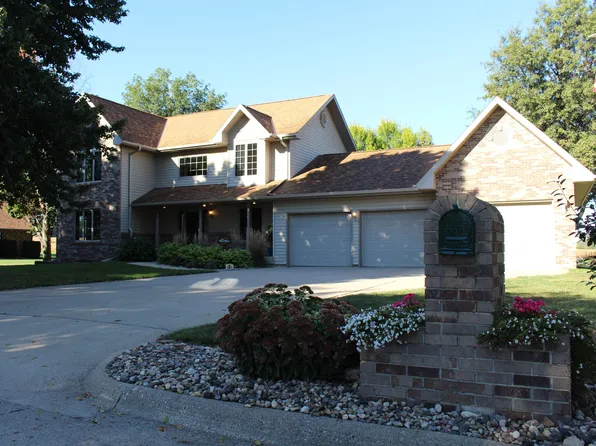 1108 Valley View Dr, Ida Grove, IA 51445