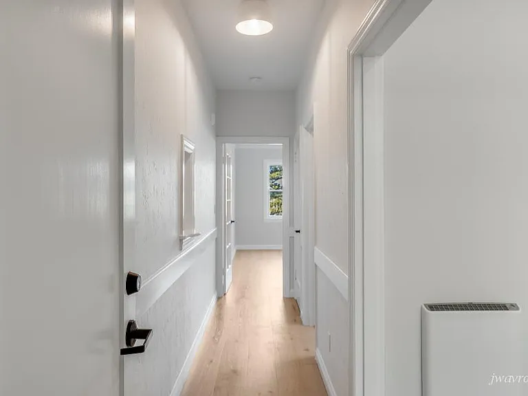 30 Liberty St #6 — Photo 6
