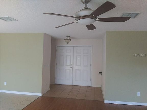 3rd image of 310 Covent Gardens Pl