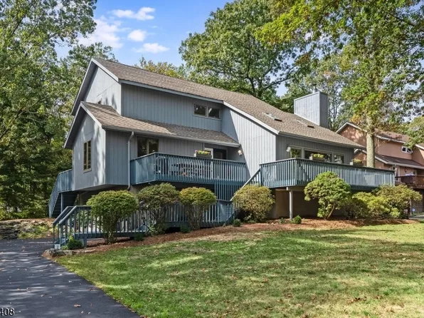 46 Lynn Dr, Byram Twp., NJ 07821