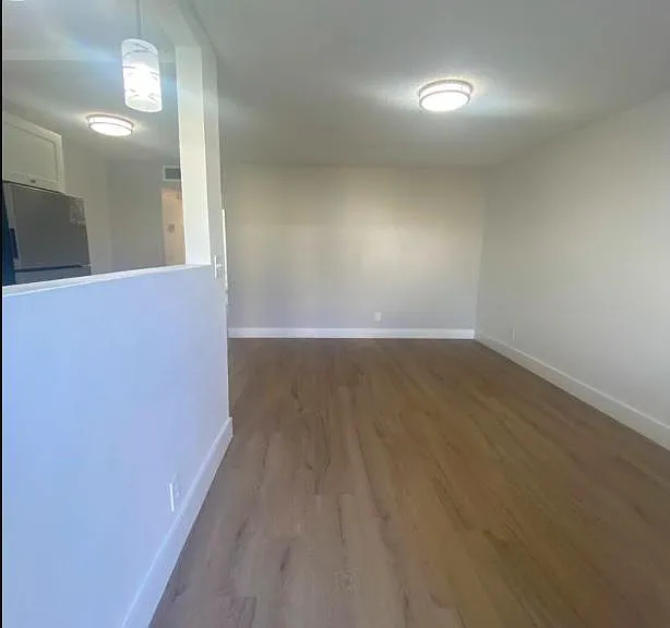 2325 Arthur St — Photo 1