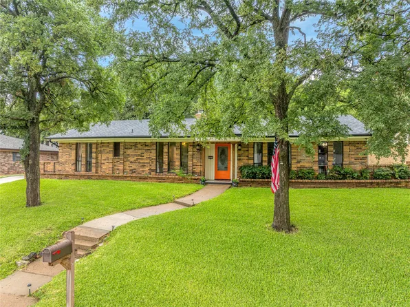 1813 Jamaica Ln, Sherman, TX 75092