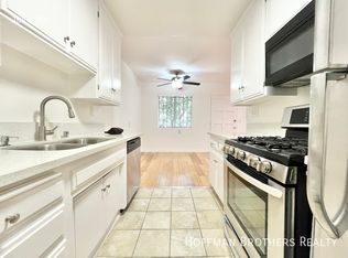1043 9th St #4, Santa Monica, CA 90403