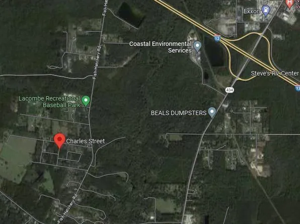 Charles St, Lacombe, LA 70445