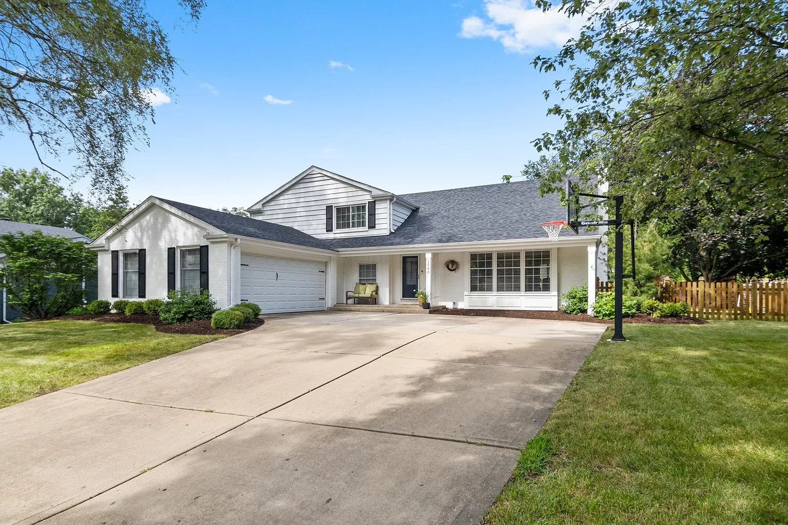 1545 Chickasaw Dr photo 1