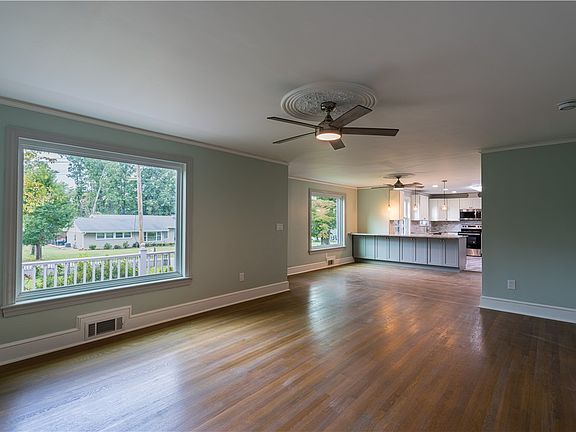 2nd image of 503 Southway St
