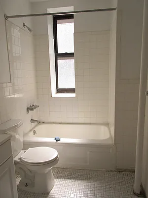 Rented by (Legacy) NY Quality Living Uptown | media 16