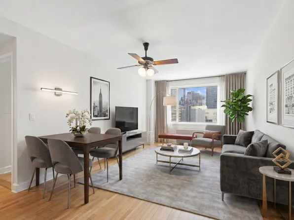 120 Riverside Boulevard image 1 of 7
