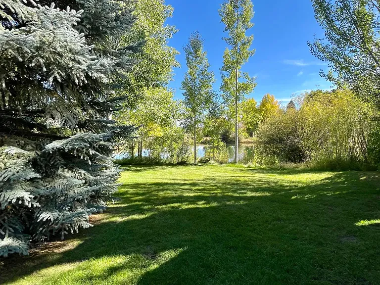 1900 W Cinnamon Teal Rd — Photo 21