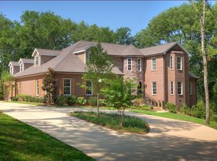 813 Hillwood Blvd, Nashville, TN 37209