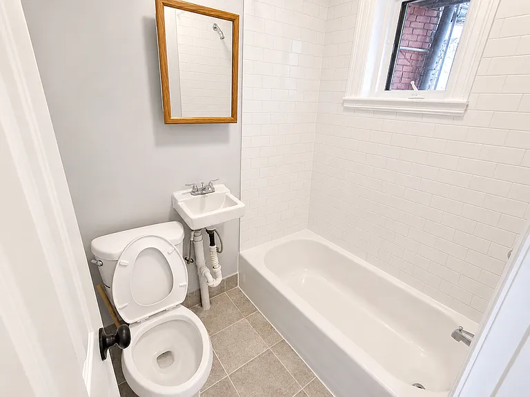 315 Market St #4 — Photo 5