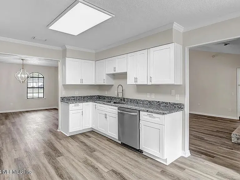 8234 Spencers Trace Dr — Photo 21