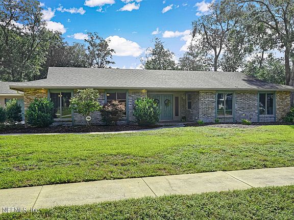 3rd image of 2291 Stafford Dr