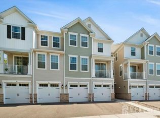 82 Depot Way, Dunellen, NJ 08812