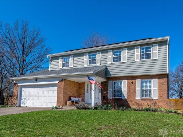 7703 Lakota Hills Dr, West Chester, OH 45069
