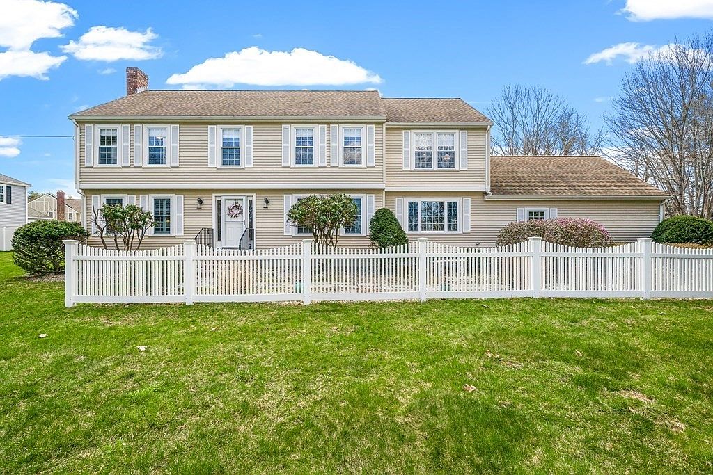 1492 Great Pond Rd, North Andover, MA 01845 Zillow