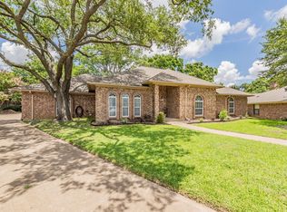 4308 Sparrow Ct, Fort Worth, TX 76133