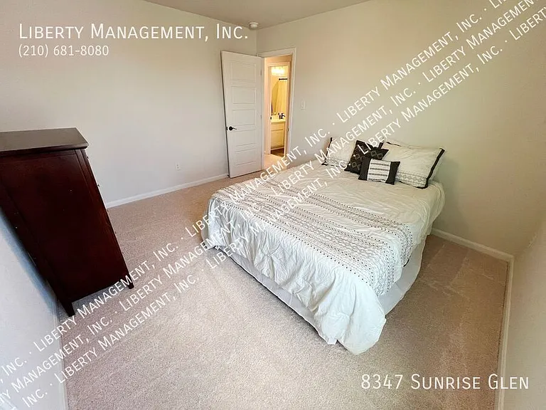 8347 Sunrise Gln — Photo 45