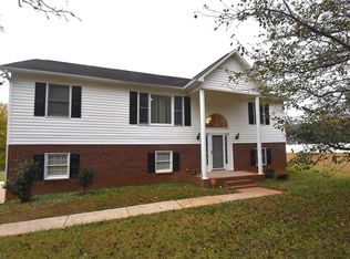 4890 Boiling Springs Rd, Tobaccoville, NC 27050