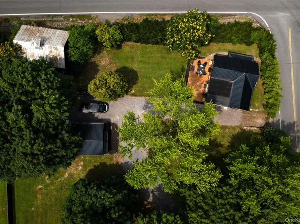 5628 State Route 9G, Hudson, NY 12534