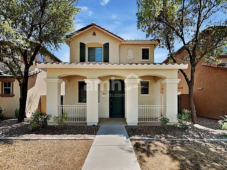 3774 E Santa Fe Ln — Photo 1