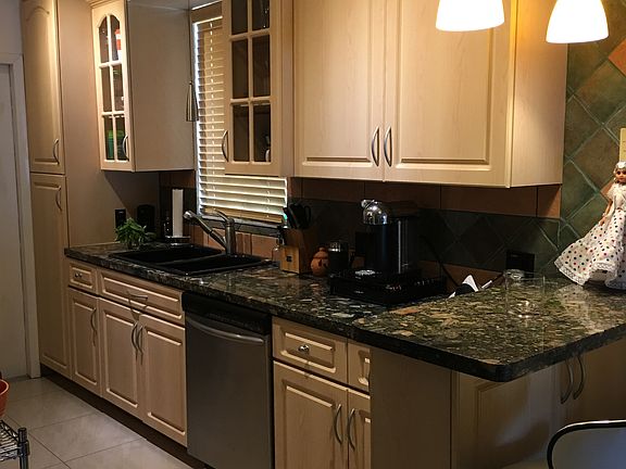 3463 - kitchen