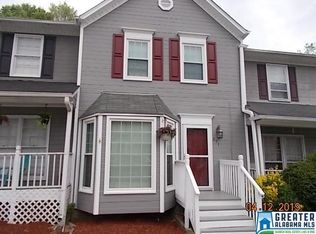 371 Jamestown Manor Dr, Gardendale, AL 35071