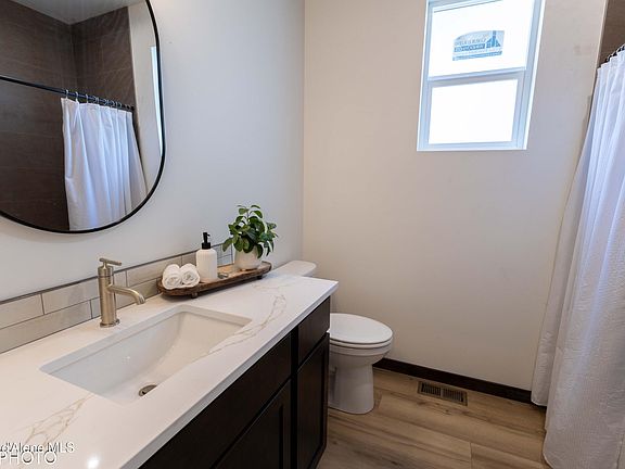 5th image of 4476 E Savea Ln
