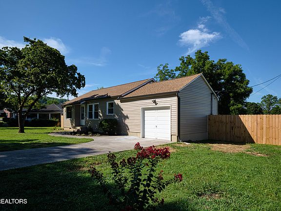 2nd image of 6103 Arcadia Dr