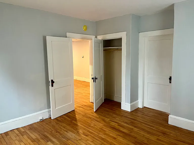 413 Hammond St #5 — Photo 4
