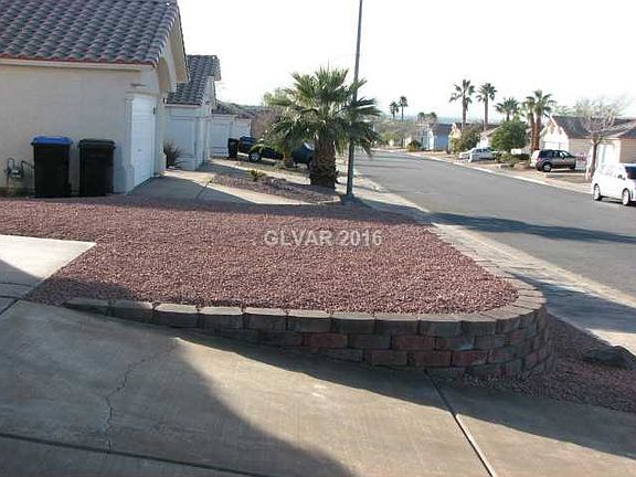3rd image of 405 Waterwheel Falls Dr