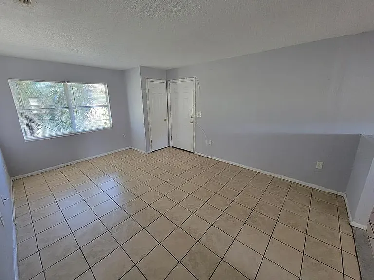 2414 Chestnut Woods Dr #2414 — Photo 4
