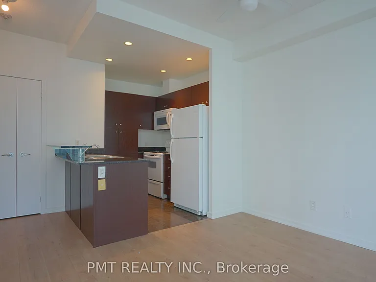 208 Queens Quay W #2401 — Photo 7