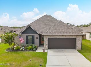 16823 Alcorn Ave, Gulfport, MS 39503