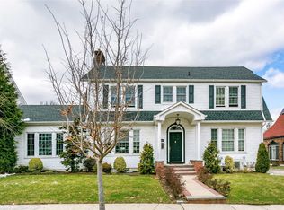 3524 166th St, Flushing, NY 11358