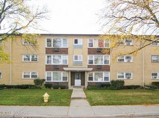 9275 Noel Ave APT C4, Des Plaines, IL 60016